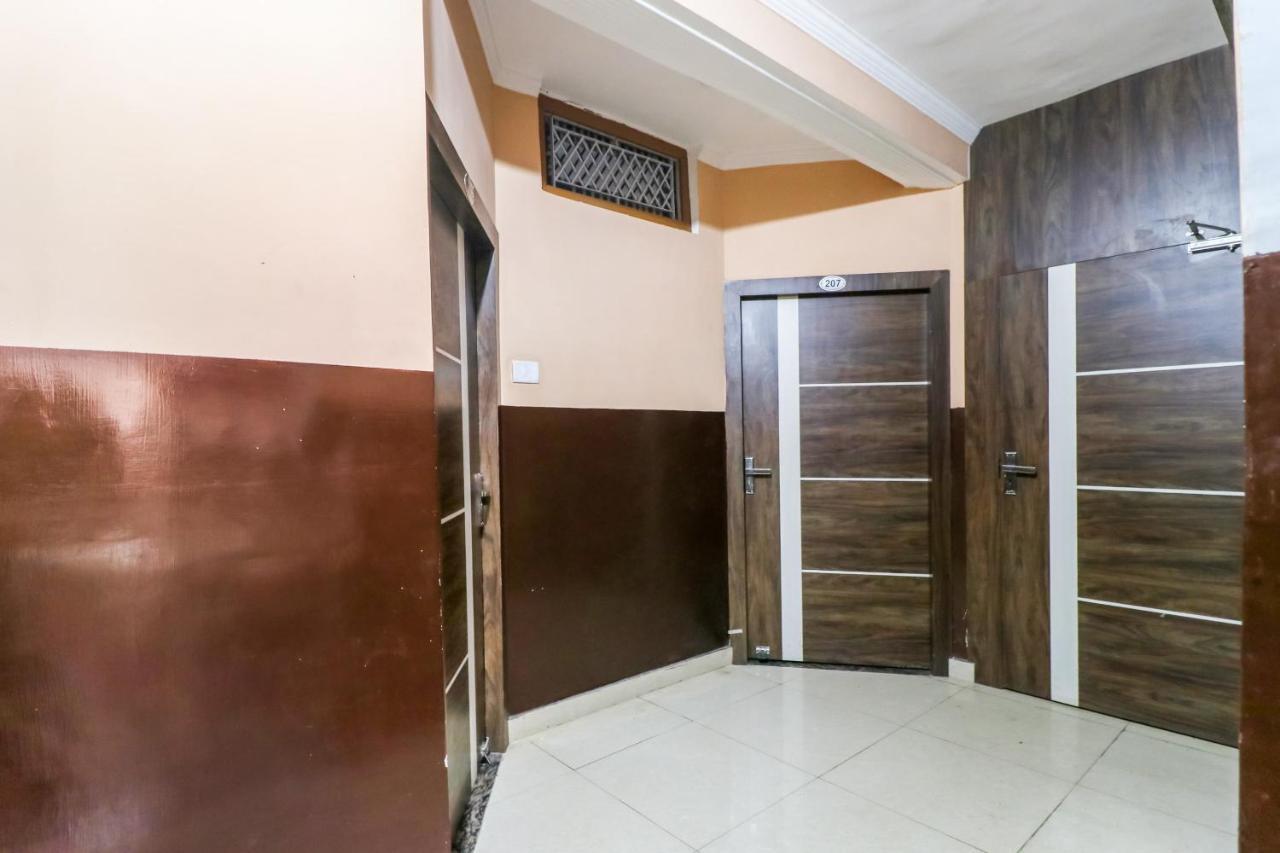Oyo 6908 Hotel Royal City Āzamgarh Exterior foto